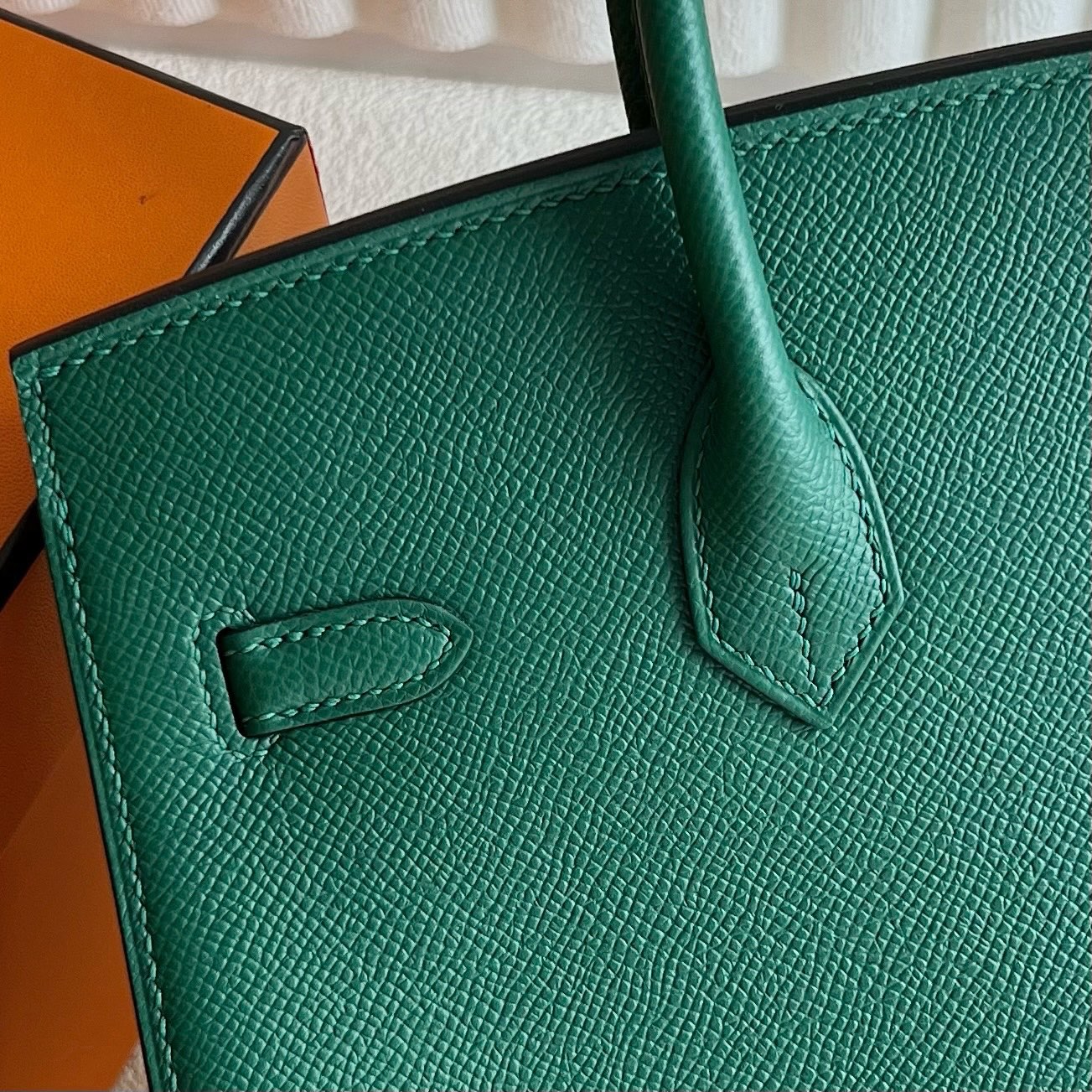 Spot Birkin 25cm Sellier Epsom Color: 65 Sapphire Green Vert Moyen Ghw Fully handmade wax thread sewing gold buckle Stock - Image 5