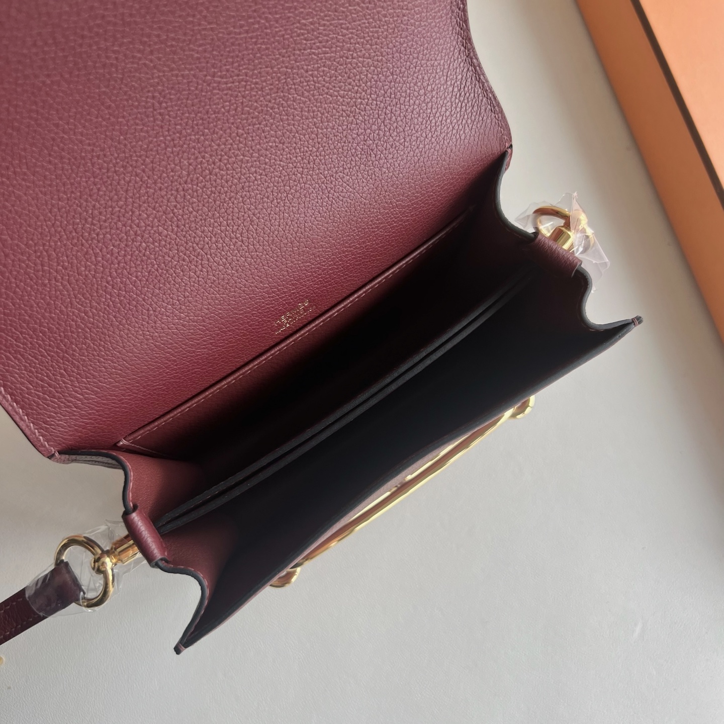 Spot Roulis 18cm original imported Evercolor Color: 55 Hermes Red Rouge H Ghw Fully handmade wax thread sewing gold buckle Stock - Image 6