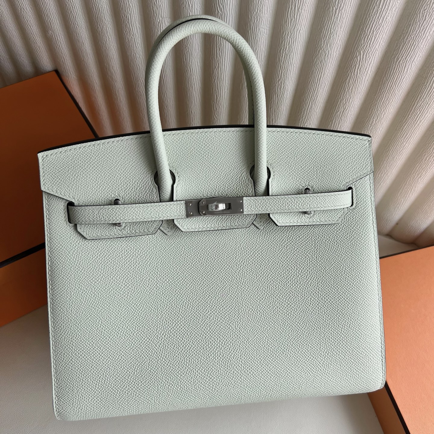 Birkin 25cm Sellier Epsom Original imported from Germany palm print Color: 0S Bubble Green Vert Fizz Phw Fully handmade wax stitching Silver buckle customized✈️