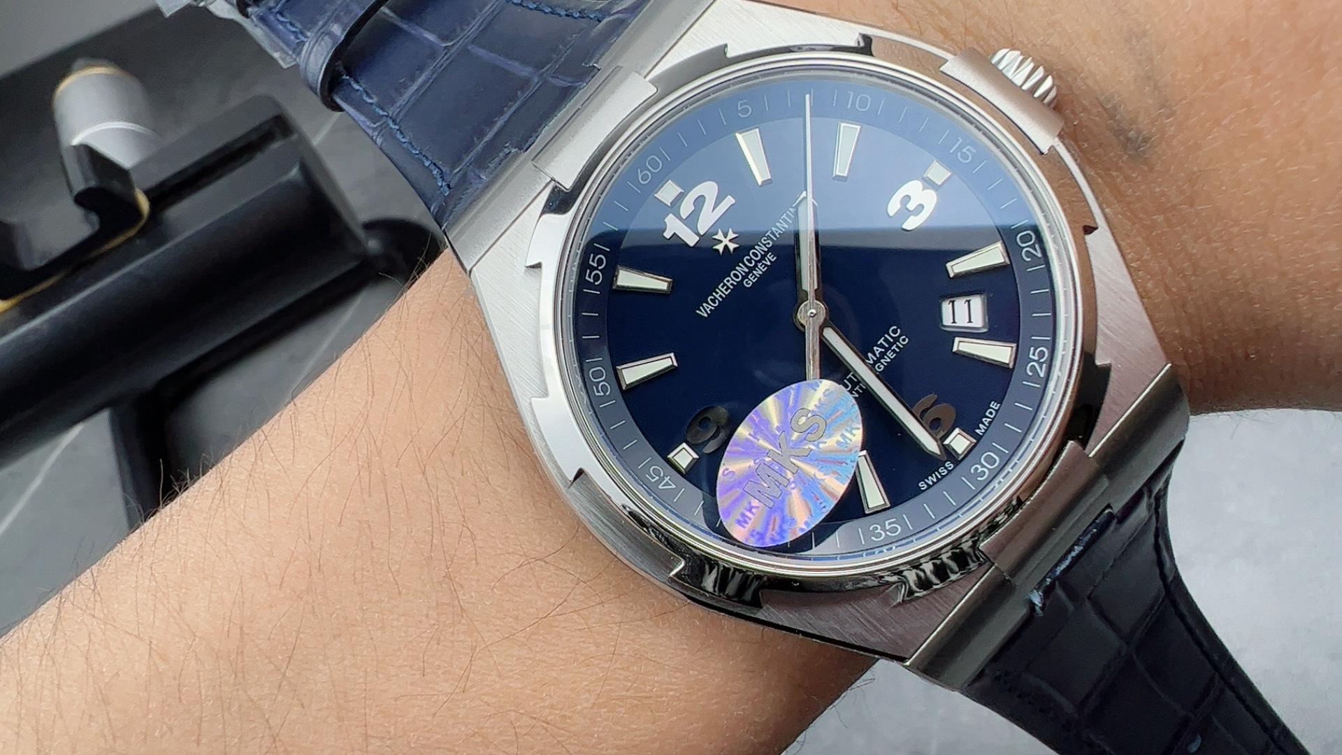 MKS blue surface travels all over the world - Image 8
