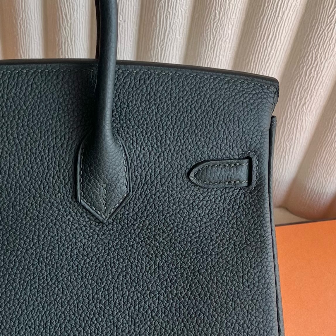 Birkin 25cm Togo original calfskin imported from Germany Color: 6O cypress green Vert Cypres fully handmade wax stitching Silver buckle customized✈️ - Image 5