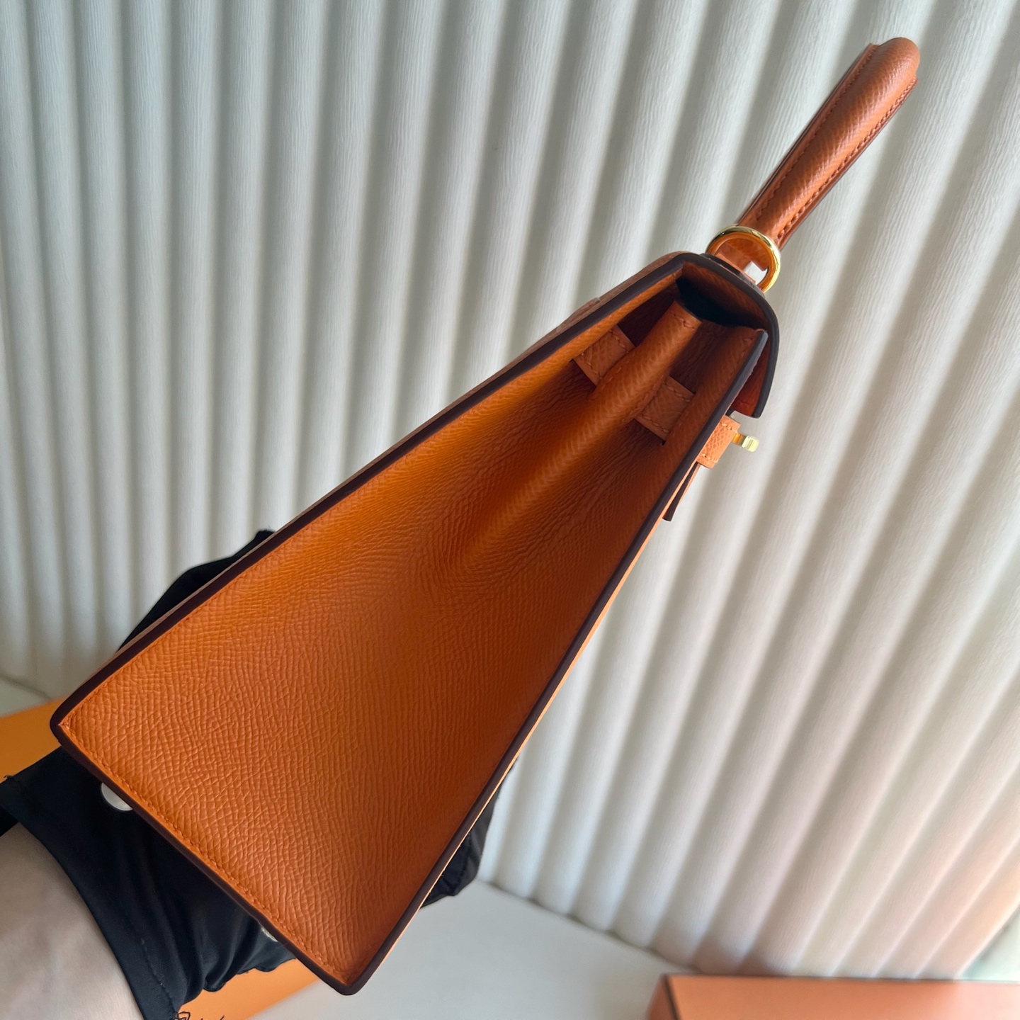 Spot Kelly 25cm Epsom Color: Ck93 Orange Orange gold buckle Fully handmade wax stitching Ghw Stock - Image 9