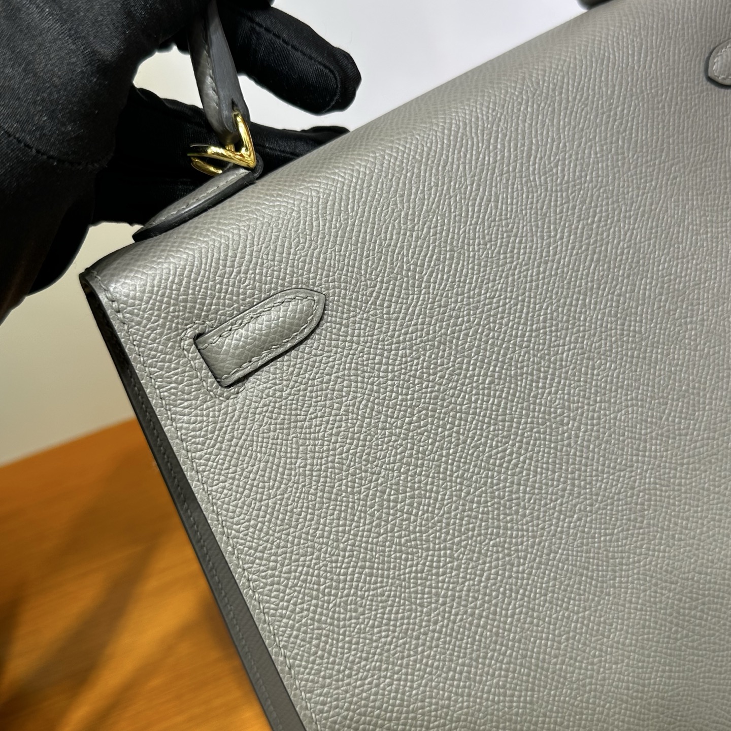 Kelly 25cm Epsom Color: 0L Cumulonimbus Gray Gris Meyer Fully handmade wax stitching Original hardware hand-engraved Gold buckle customized✈️ - Image 7