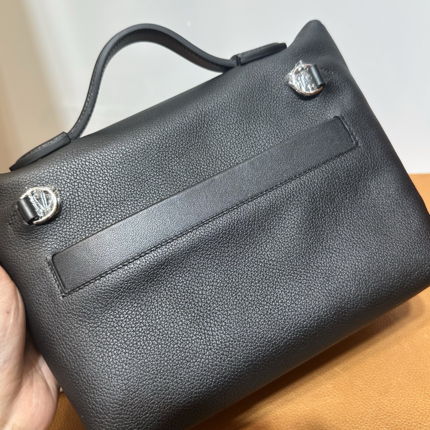 Mini 24/24 Touch 21cm Evercolor/Ostrich Color: Ck89 black Noir fully handmade wax thread sewing Silver buckle customized✈️ - Image 9
