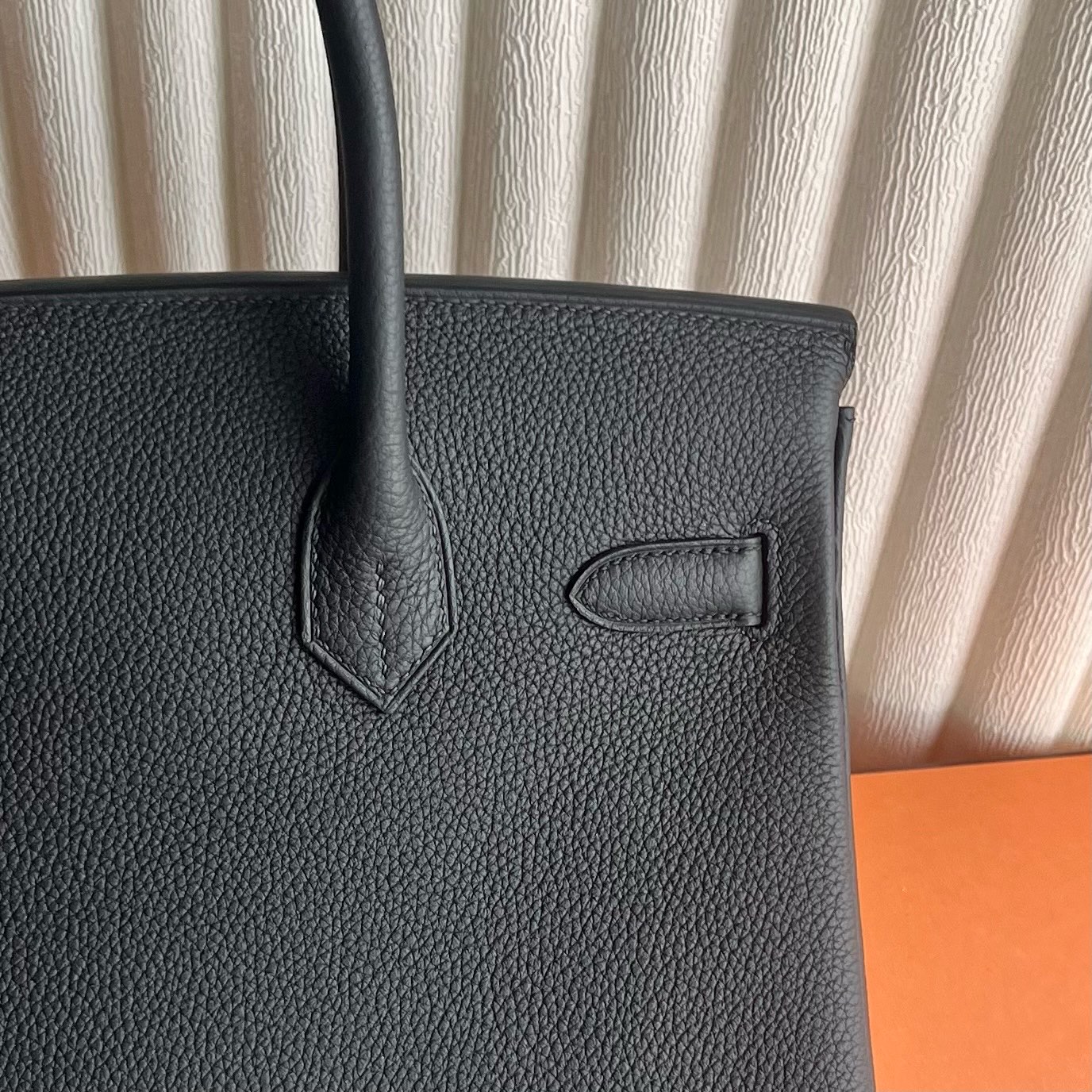 Birkin 30cm Togo original calfskin imported from Germany Color: Ck89 black Noir fully handmade wax thread sewing Original hardware hand-engraved Gold buckle customized✈️ - Image 6
