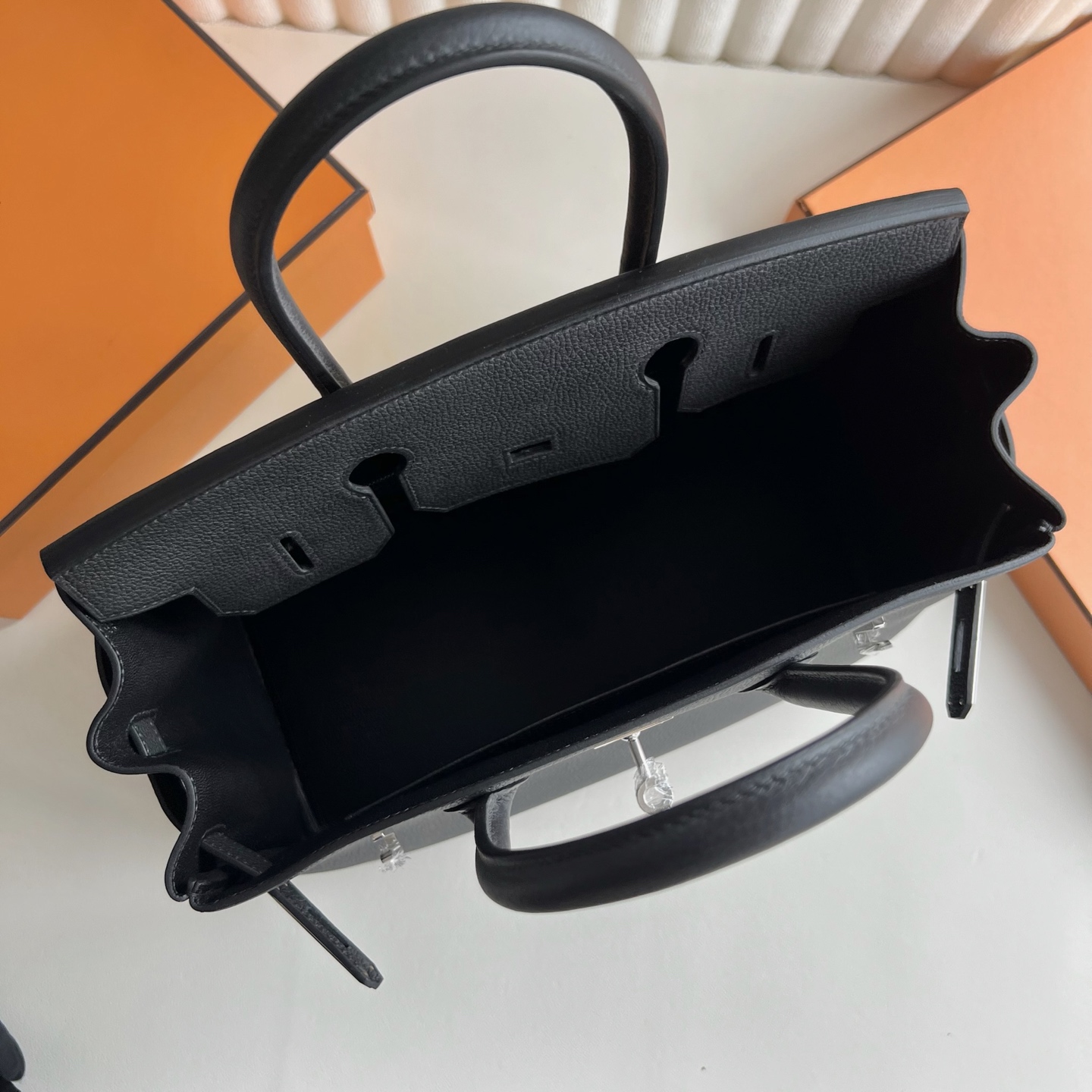Birkin 30cm Togo original calfskin imported from Germany Color: Ck89 black Noir fully handmade wax thread sewing Original hardware hand-engraved silver buckle customized✈️ - Image 4