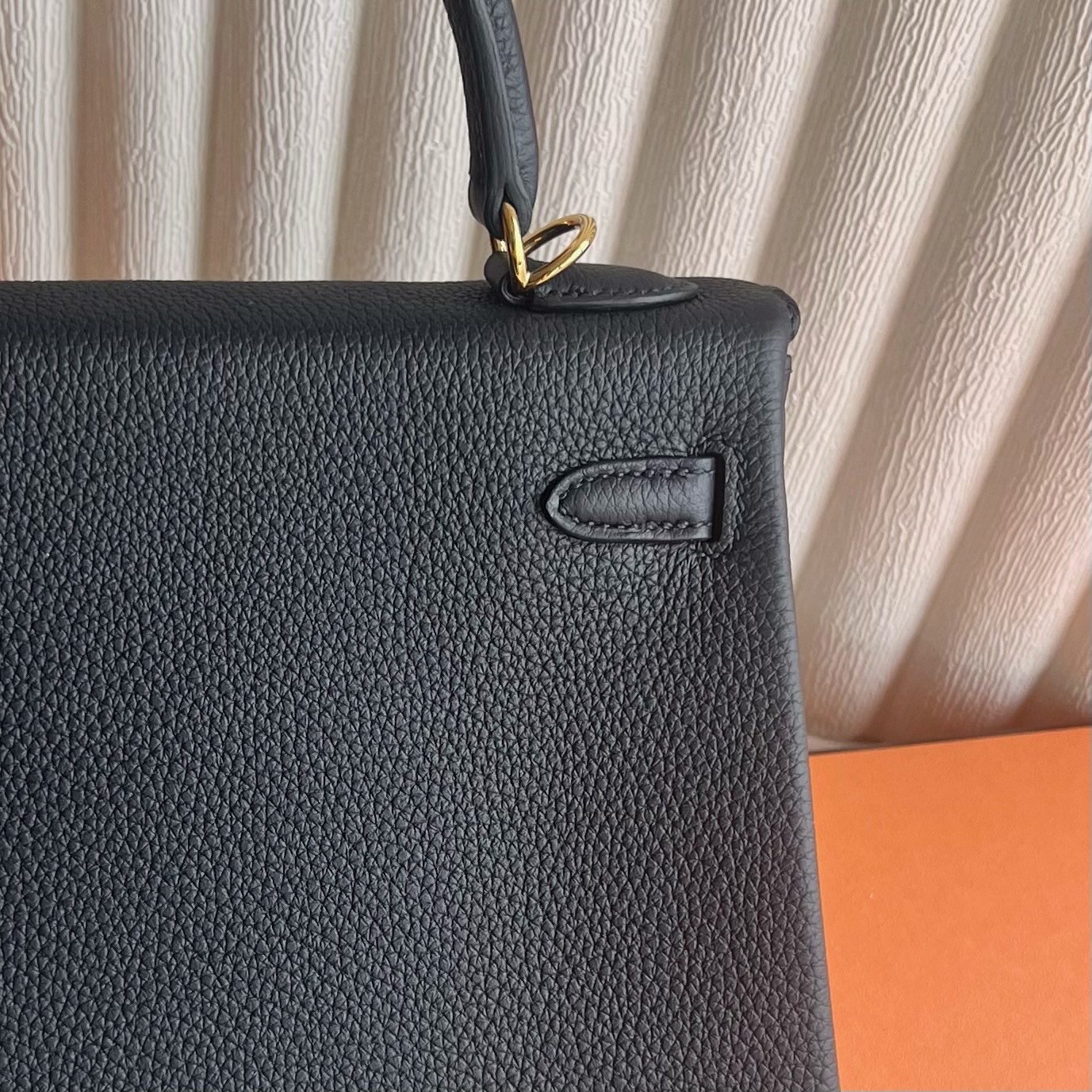 Kelly 25cm Togo original calfskin imported from Germany Color: 3Y navy blue Caban gold buckle, fully handmade wax stitching Ghw customized✈️ - Image 5