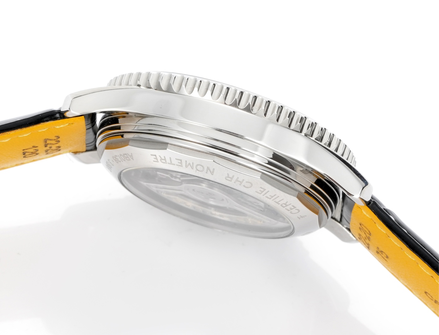 Produced by BLS: Breitling's new aviation chronograph watch🎮RW2 (Navitimer) 70th anniversary, Breitling reinterprets classic watches with bold colors - Image 7