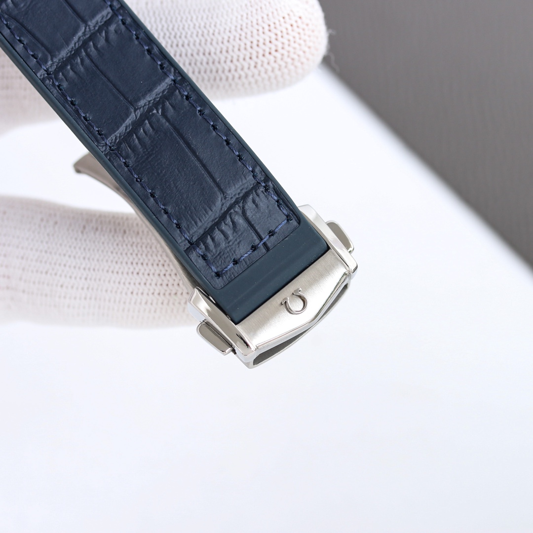 OMEGA OMEGA Star Eternal Constellation Watch Fifth Generation Constellation Ceramic Ring Series! Brand new original size 41MM watch! 1⃣️Upgraded bezel, original and uniformly polished imported ceramic bezel, the scale adopts platinum electroplating process, which is durable and does not fade - Image 9