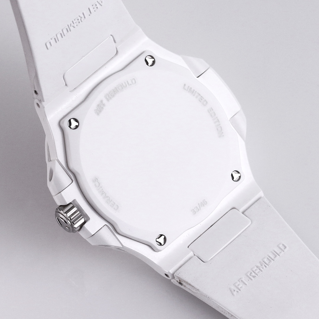 đăAET Ceramic Tiffany 5711 NautilusăăPATEK PHILIPPEăPatek Philippeâs ceramic case and rubber strap have won a lot of love and full expectations - Image 8