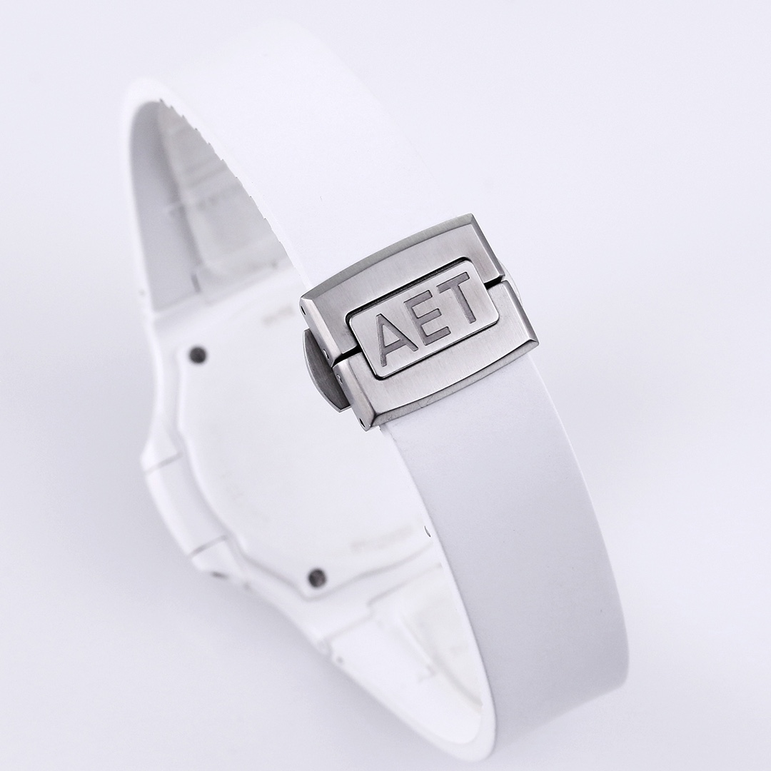 đăAET Ceramic Tiffany 5711 NautilusăăPATEK PHILIPPEăPatek Philippeâs ceramic case and rubber strap have won a lot of love and full expectations - Image 9
