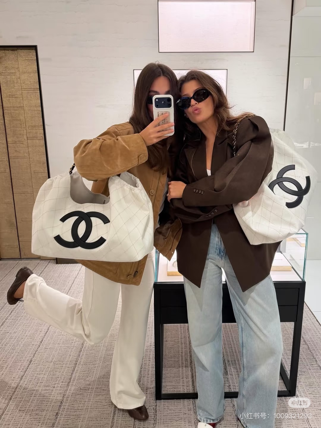 26M beach bag white 📷 - Image 52