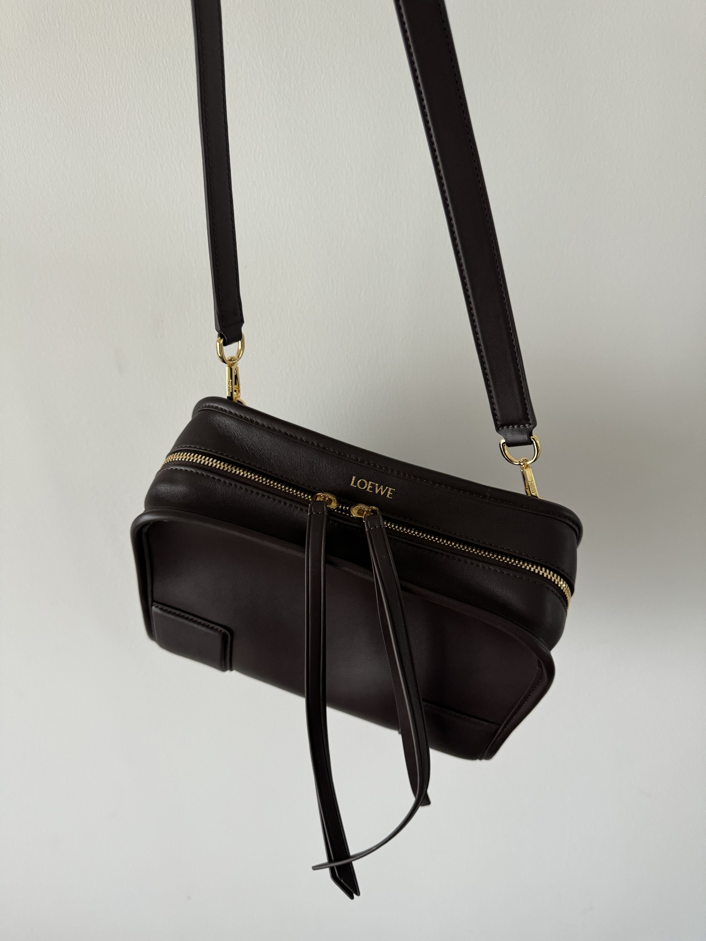 LOEWE Amazona small toast bag, dark brown, size 23-12-10 - Image 2