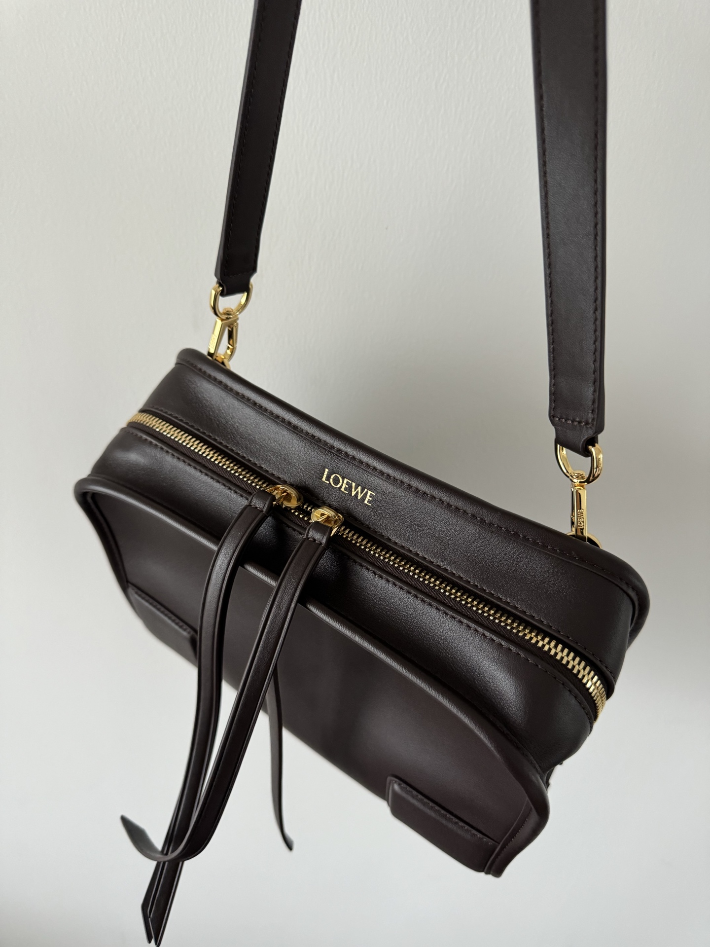 LOEWE Amazona small toast bag, dark brown, size 23-12-10 - Image 4