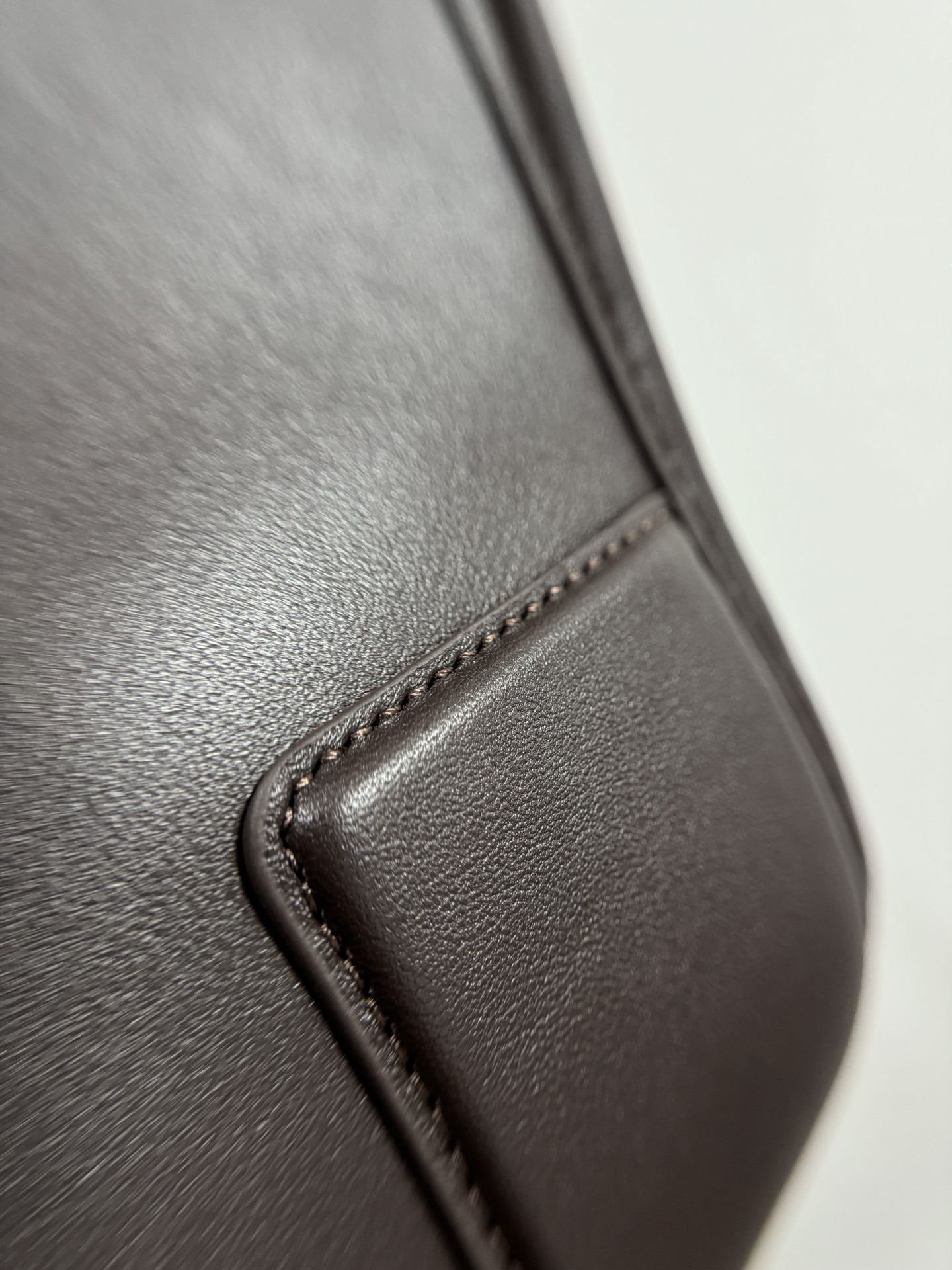 LOEWE Amazona small toast bag, dark brown, size 23-12-10 - Image 16
