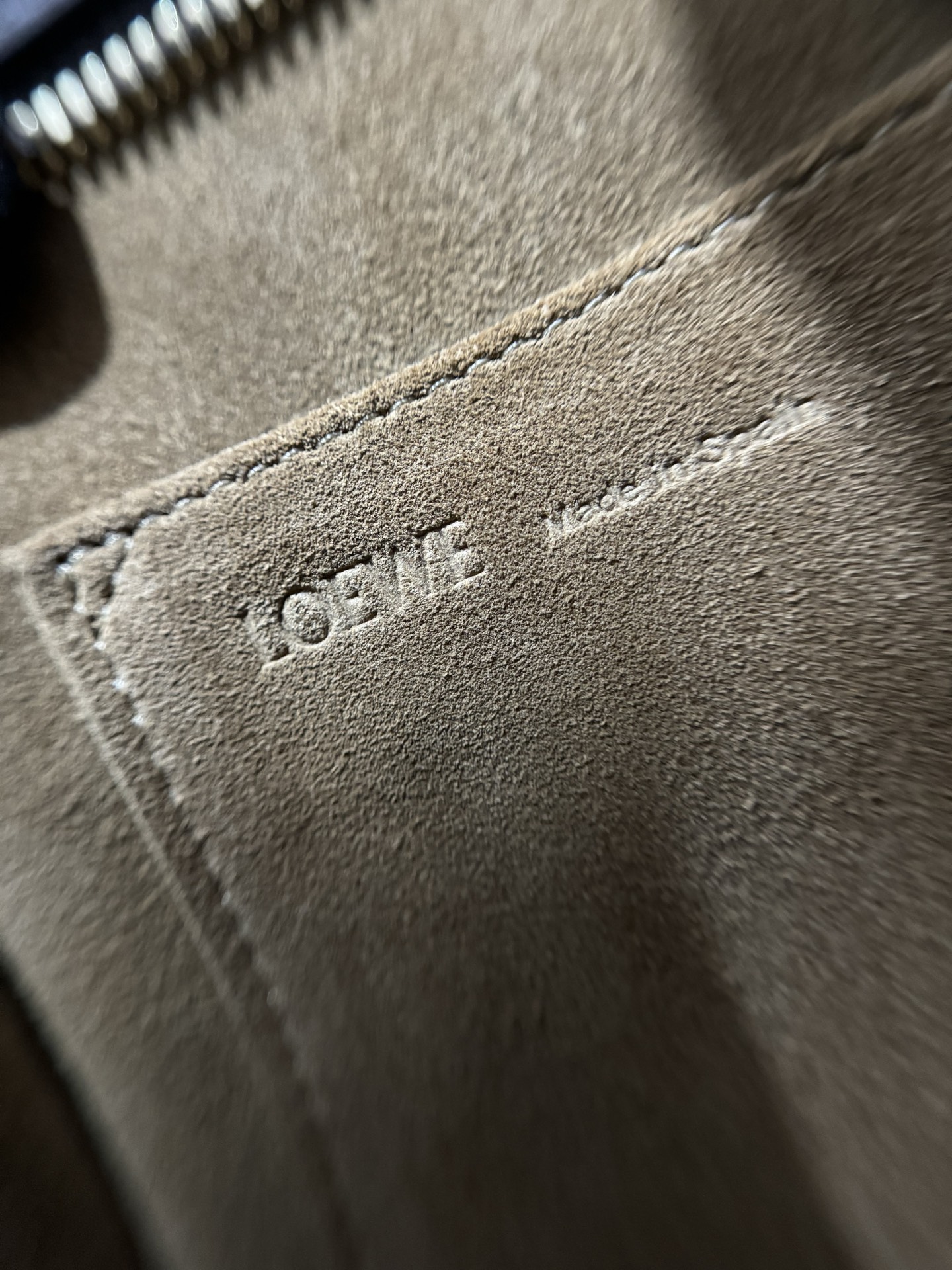 LOEWE Amazona small toast bag, dark brown, size 23-12-10 - Image 26