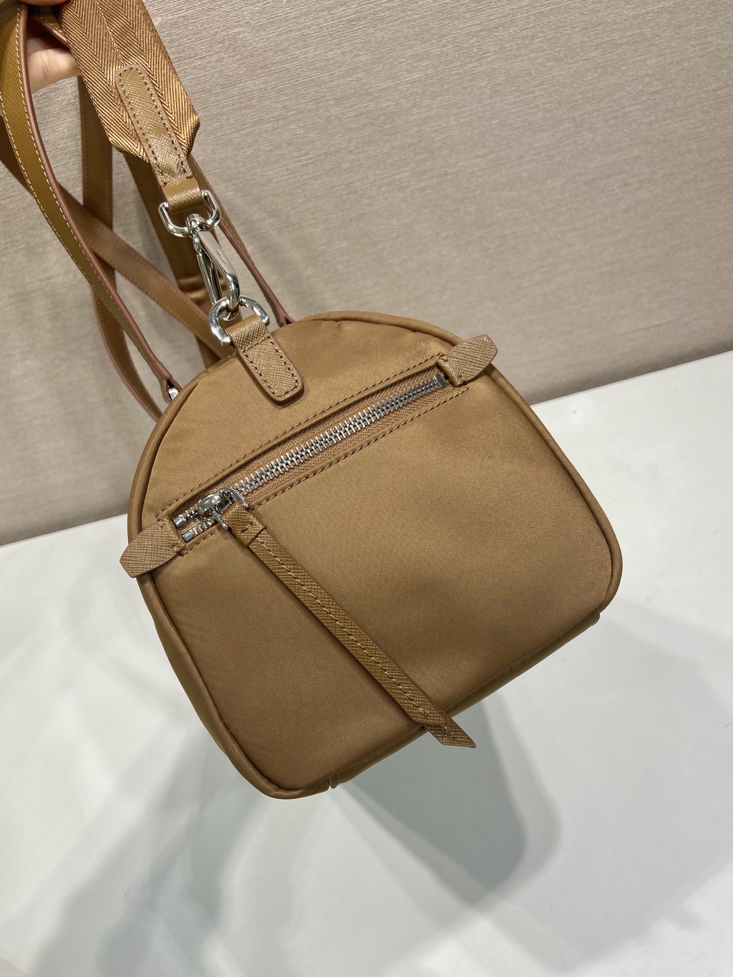 🎉New product🎉1BB154 luggage bag🎉🎉 This duffel bag has been redesigned into a modern, versatile shape - Image 6