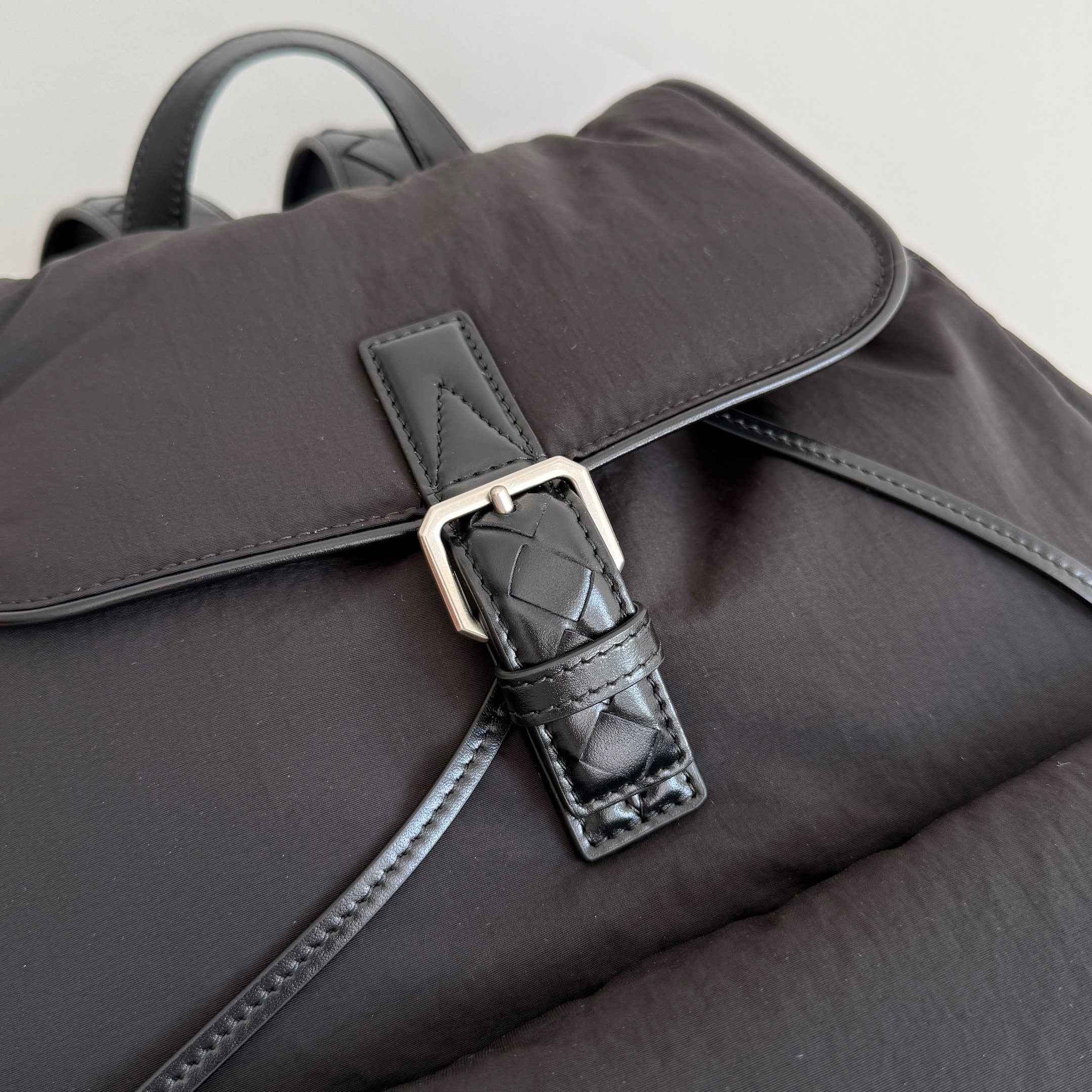 What will it look like when BV backpacks are no longer woven? This Crossroad backpack gives a good answer - Image 7
