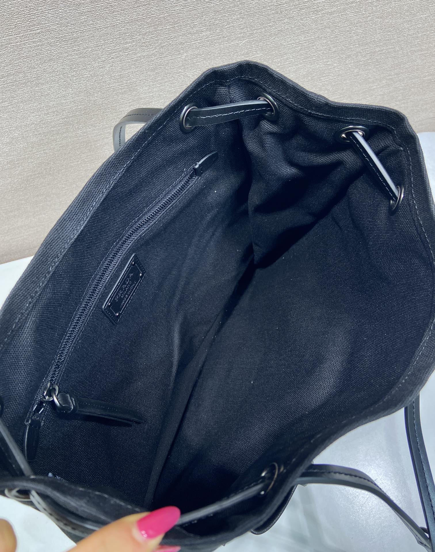 🎉New tote bag🎉1BC293 canvas/leather🎉🎉 This tote bag is made of imported canvas fabric and calfskin - Image 8