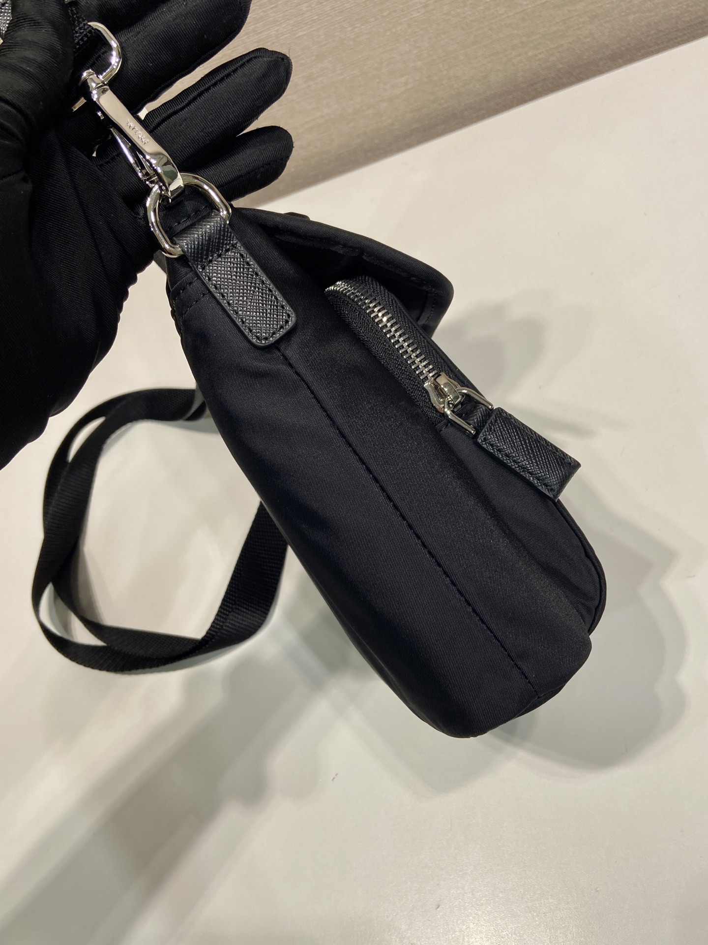 ๐New mobile phone bag๐2ZT086๐๐ This recycled nylon smartphone bag is a versatile accessory with a sporty style and compact design, with external zip pocket and shoulder strap - Image 6
