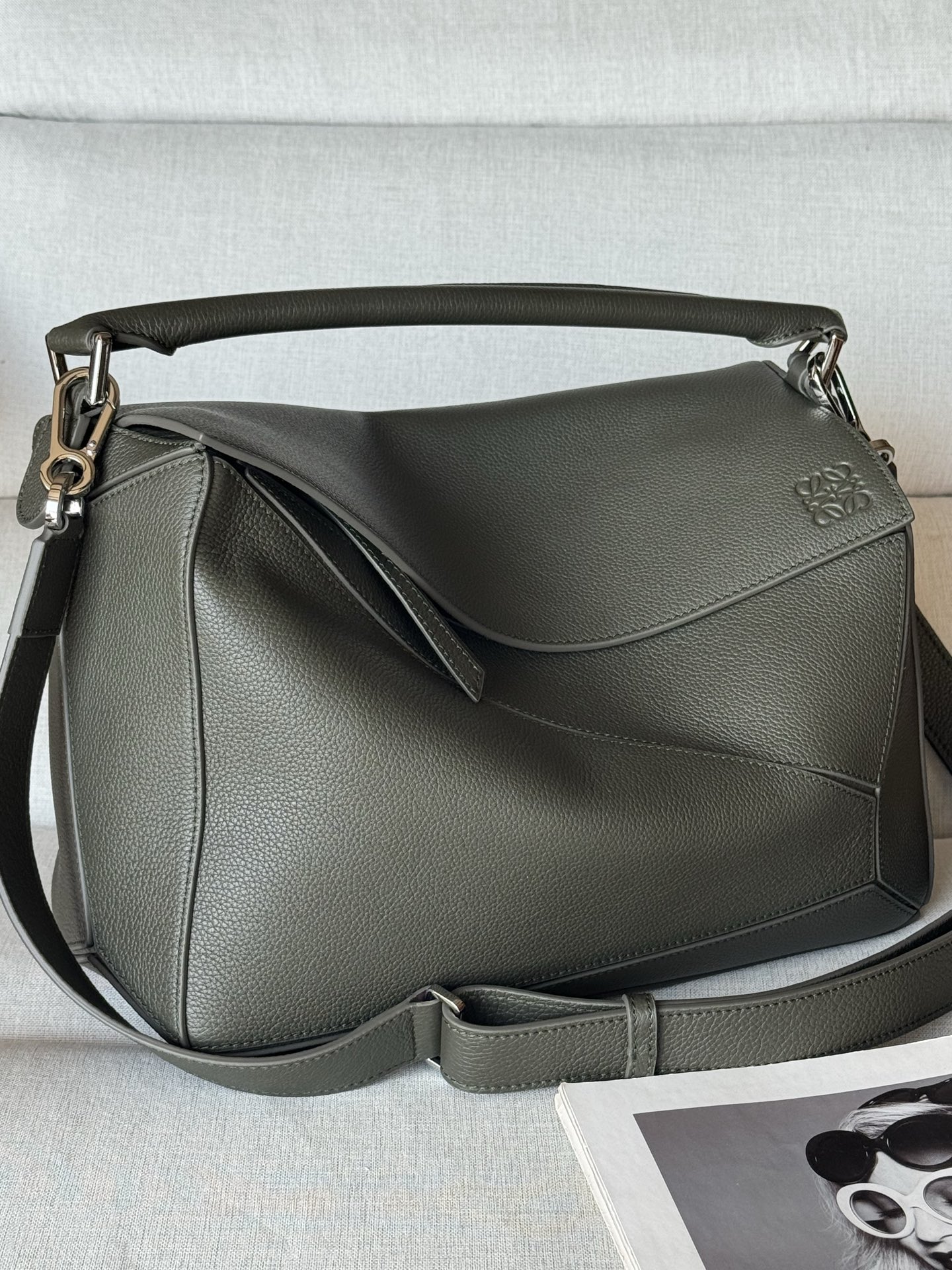 dark khaki green Large Deer Leather Puzzle Bag Model 7503 The Puzzle bag is creative director Jonathan Anderson’s first handbag for LOEWE - Image 2