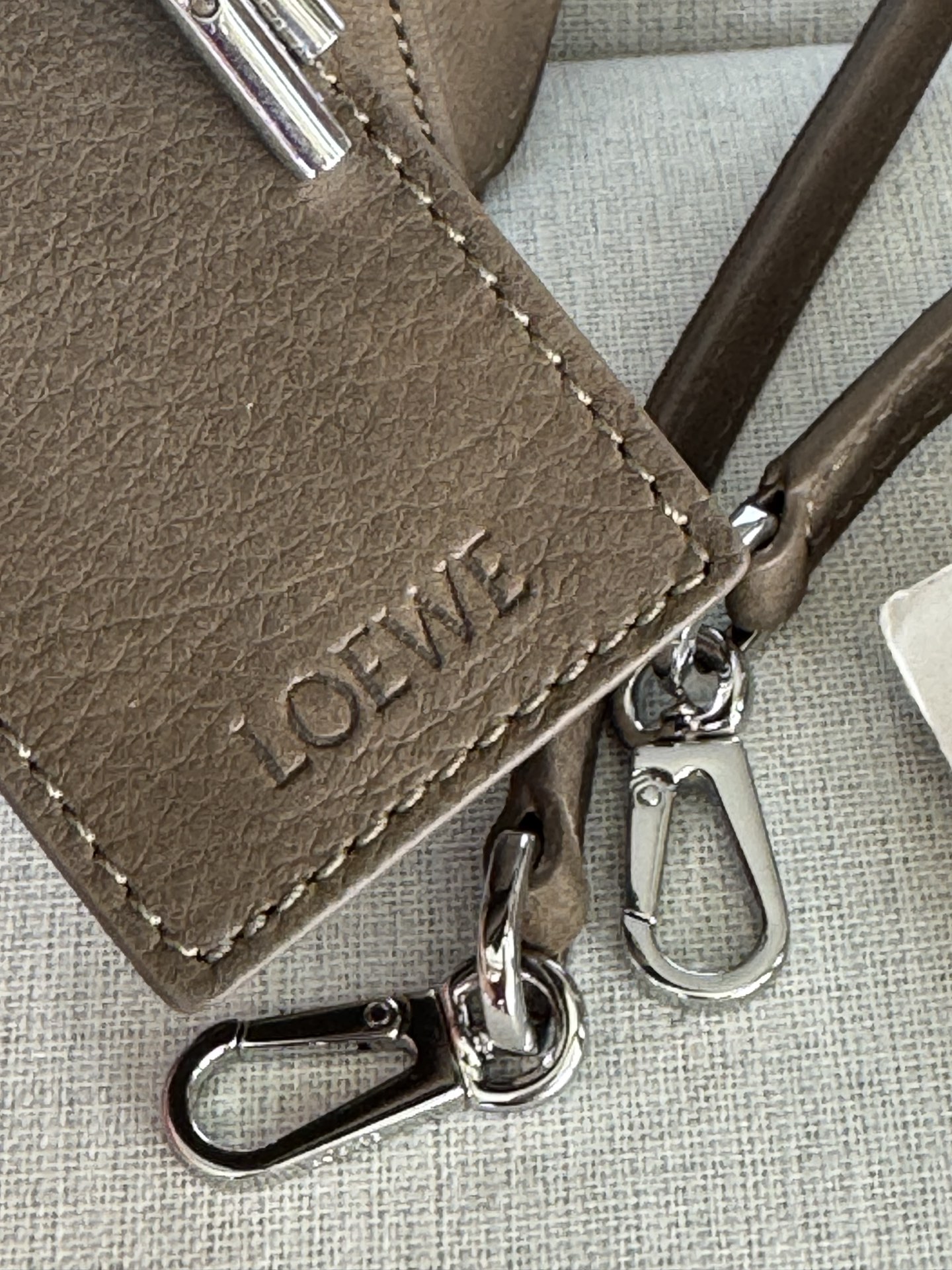 Mini Nubuck Puzzle Bag Model 3008-1 Featherlight Puzzle outlines a cuboid shape with unique geometric lines - Image 9