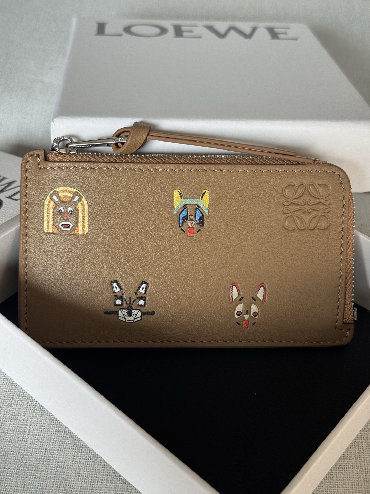 Classic Calf Leather Cats Coin Card Holder A12 kitten brown Classic cow leather coin card holder with 3D effect kitten print all over and letter print on the other side