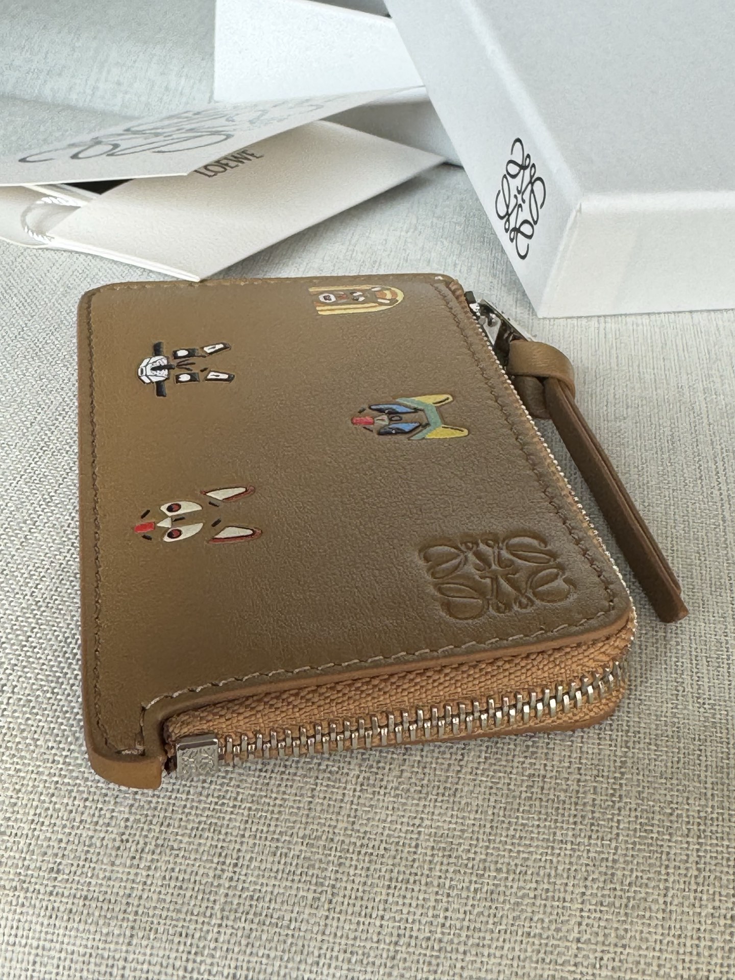 Classic Calf Leather Cats Coin Card Holder A12 kitten brown Classic cow leather coin card holder with 3D effect kitten print all over and letter print on the other side - Image 4