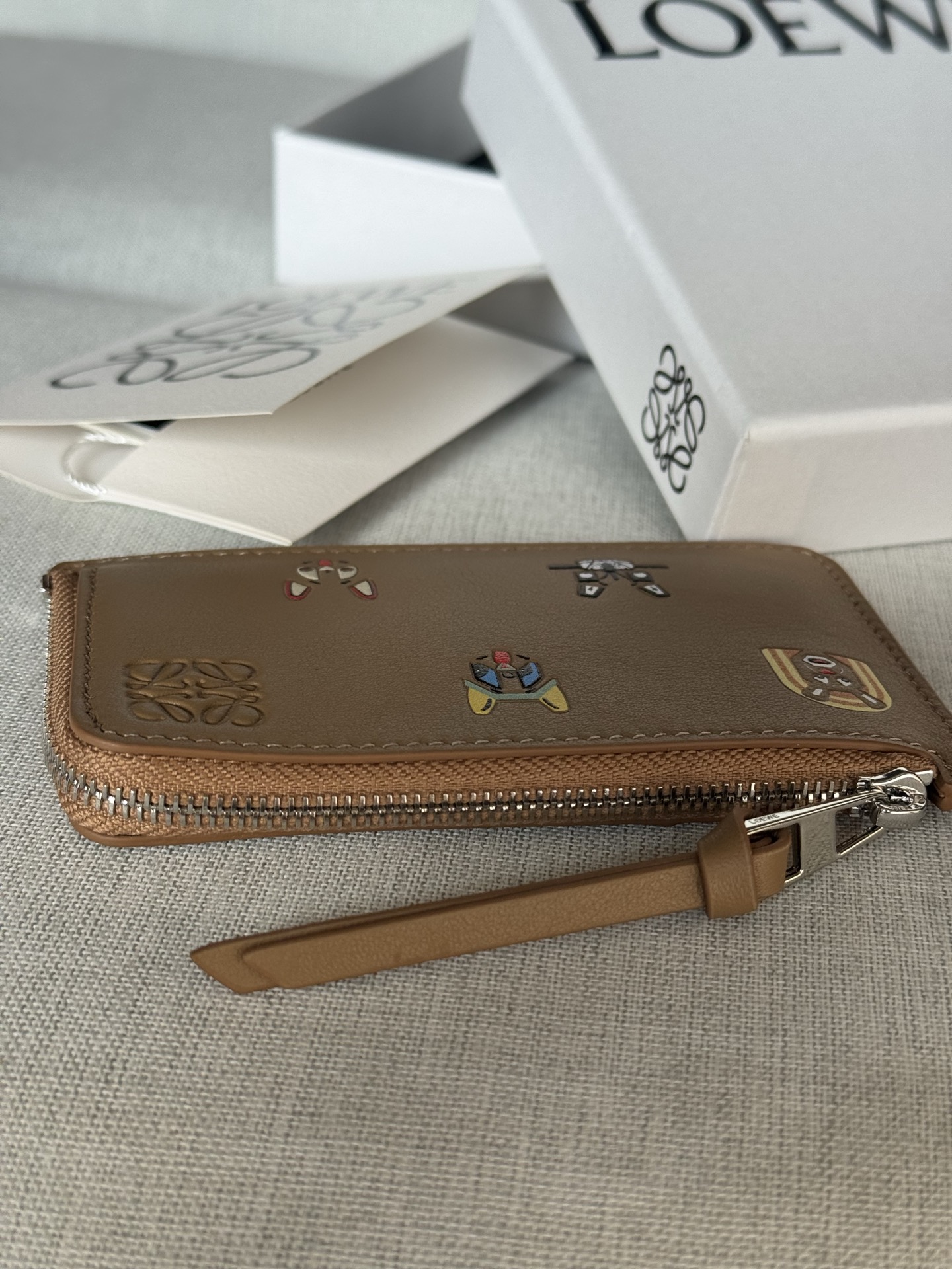 Classic Calf Leather Cats Coin Card Holder A12 kitten brown Classic cow leather coin card holder with 3D effect kitten print all over and letter print on the other side - Image 5