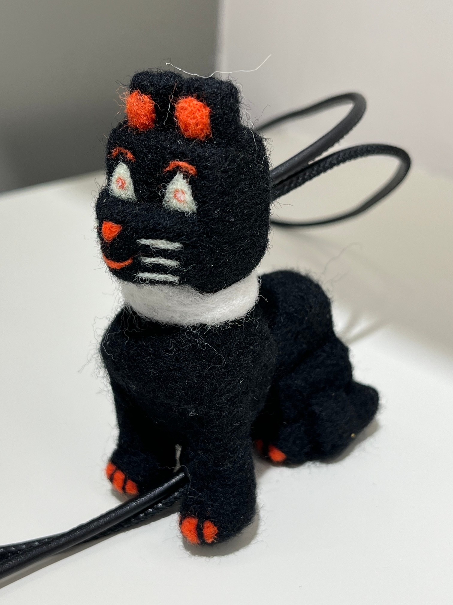 loewe Felt pendant black cat🐱 - Image 2