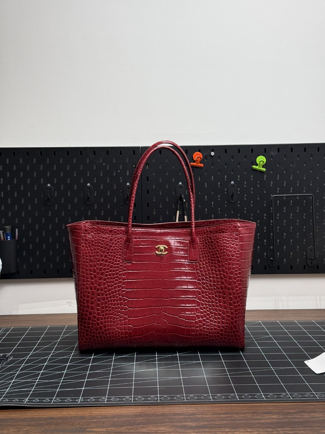 26s series 26s Tote Crocodile Burgundy Original real shot‼ Preparing for development‼ - Image 2