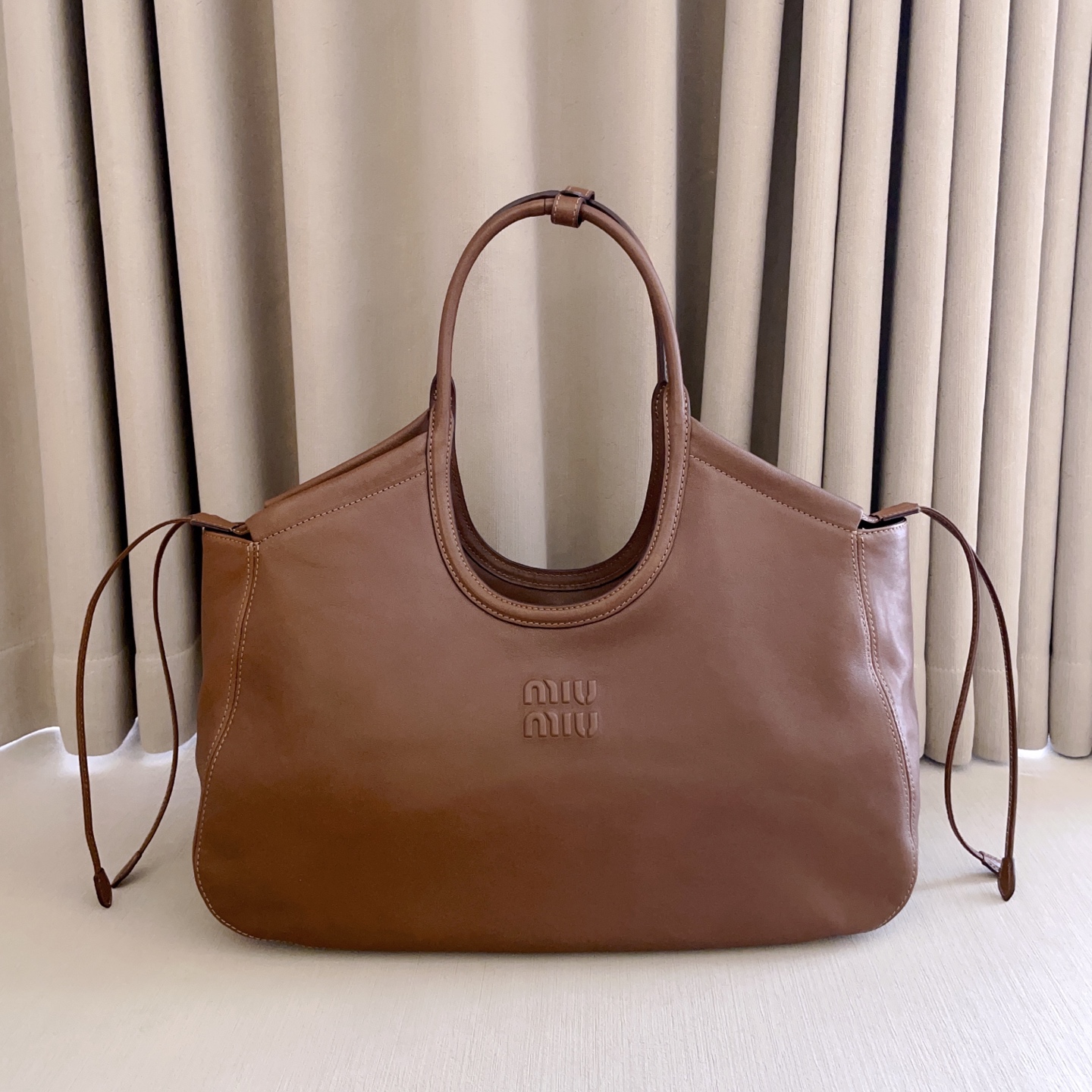 Top original order, 💰1550 counter quality 5BG342: The new tote bag, the iconic Ivy blends with contemporary design