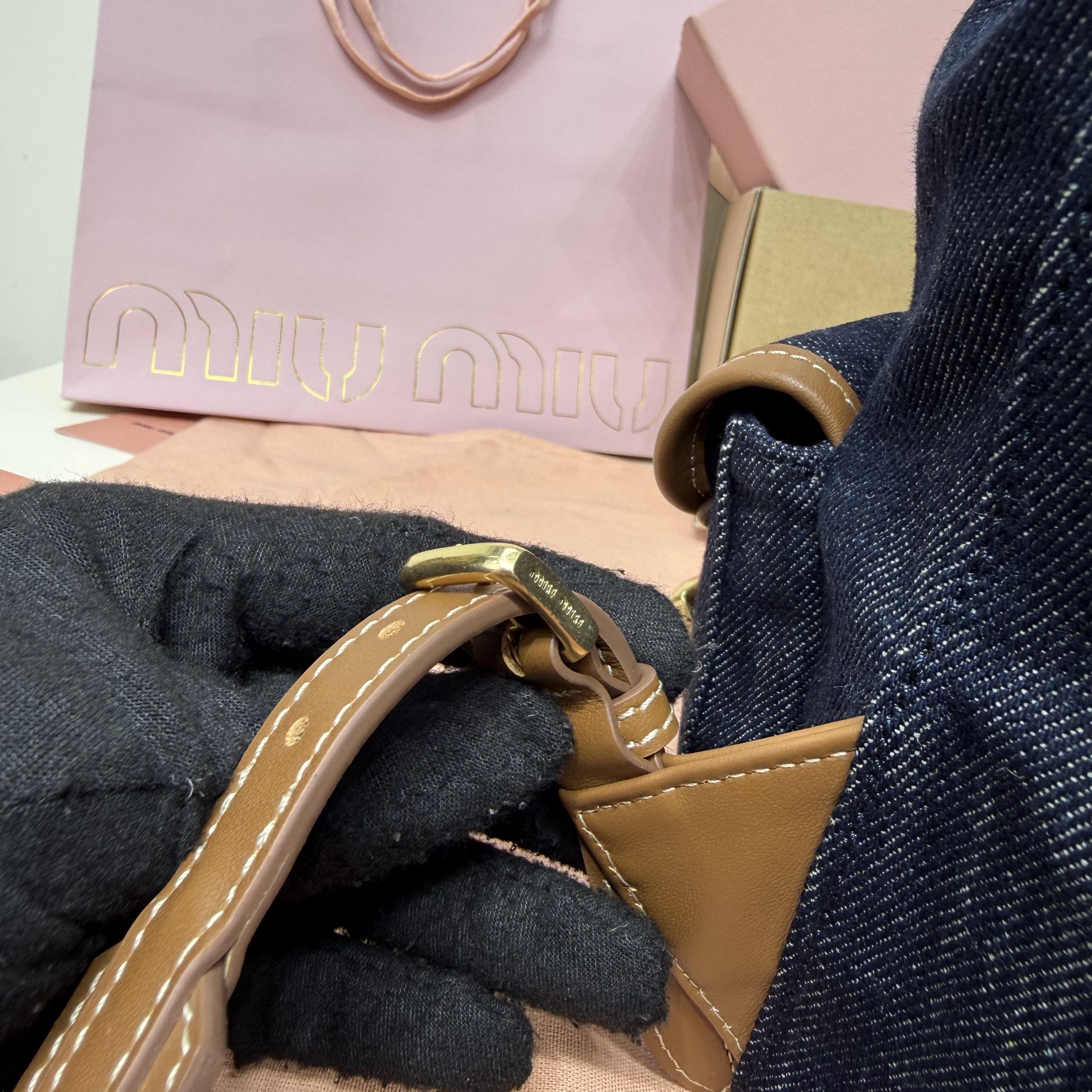 Top original order, 💰1480 counter quality MIU's new college-style backpack: 5BZ042, a perfect combination of canvas and high-quality calfskin, with a thick and wear-resistant linen blend lining - Image 8