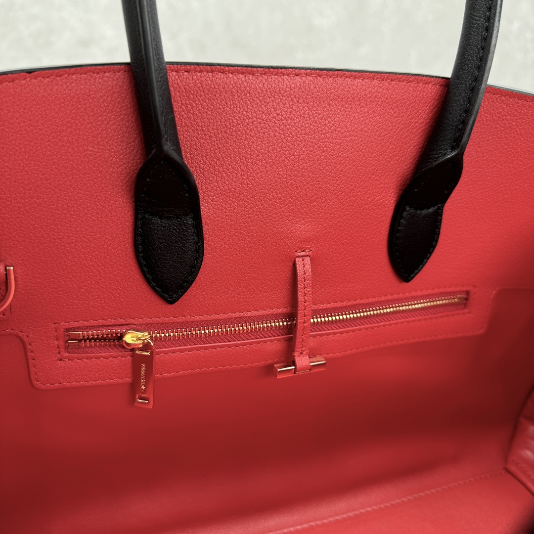 🛍🛍{Small size/black with red}out FERRAGAM^Hug gloves The most popular bag in autumn and winter, Hug must have a place - Image 8