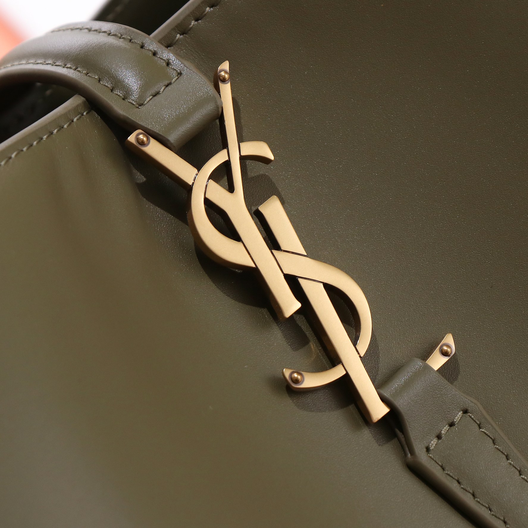 Special original order👏LE 5À7 series (large bucket bag) Super nice bucket bag with handle_New bag type, made of Italian calfskin - Image 2