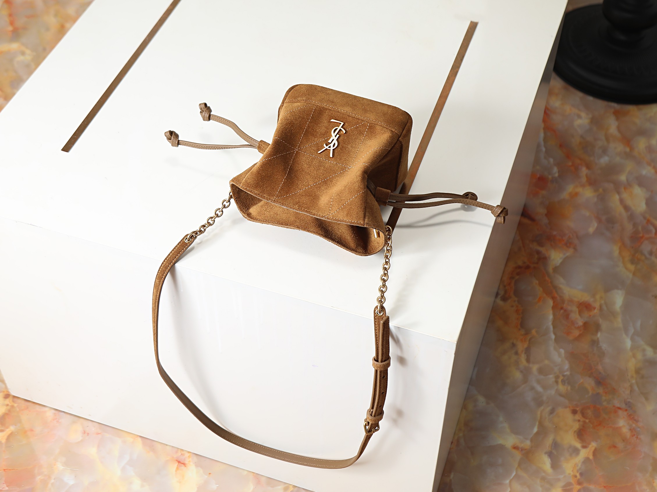 P¥1130 - Image 6