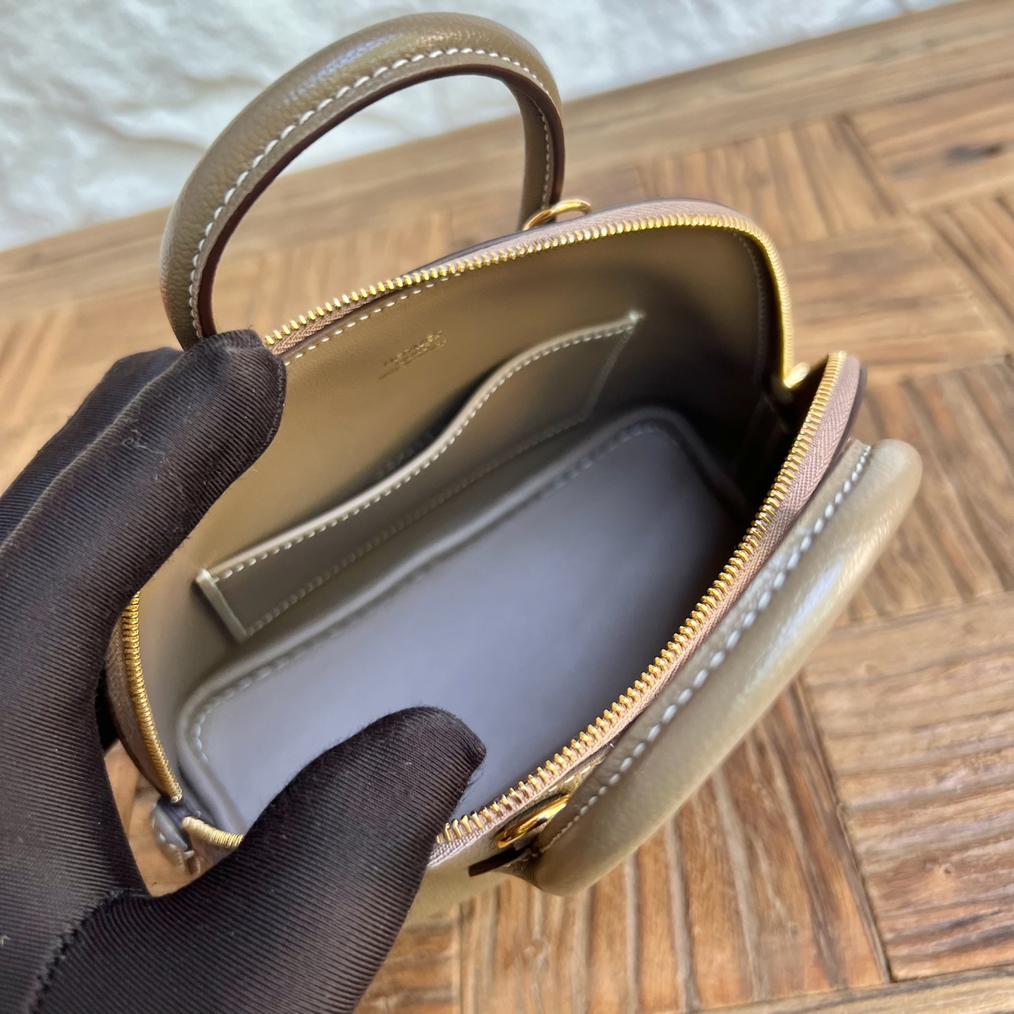 MiniBolide 20cm Chever Color: Ck18 elephant gray Etoupe Fully handmade wax stitching Gold buckle customized✈️ - Image 4