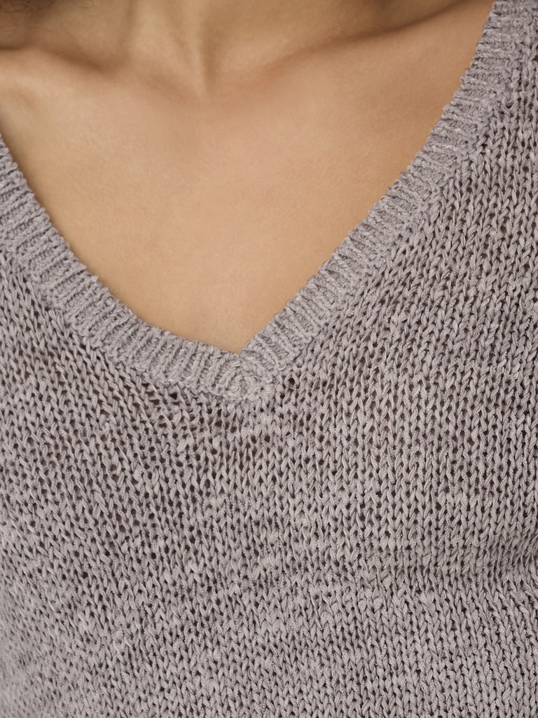 ONLY/ GEENA/ V-NECK
