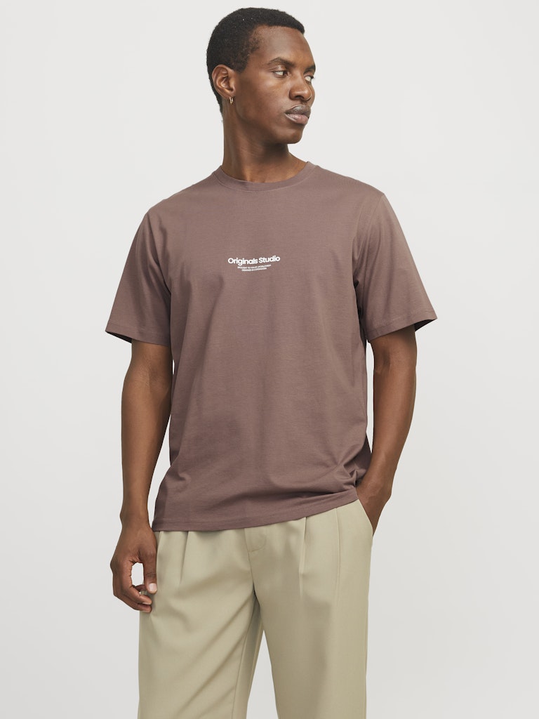 JACK & JONES - T-SHIRT / JORVESTERBRO TEE SS CREW NECK NOOS
