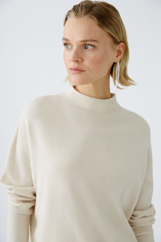 OUI - HIGHNECK PULLOVER