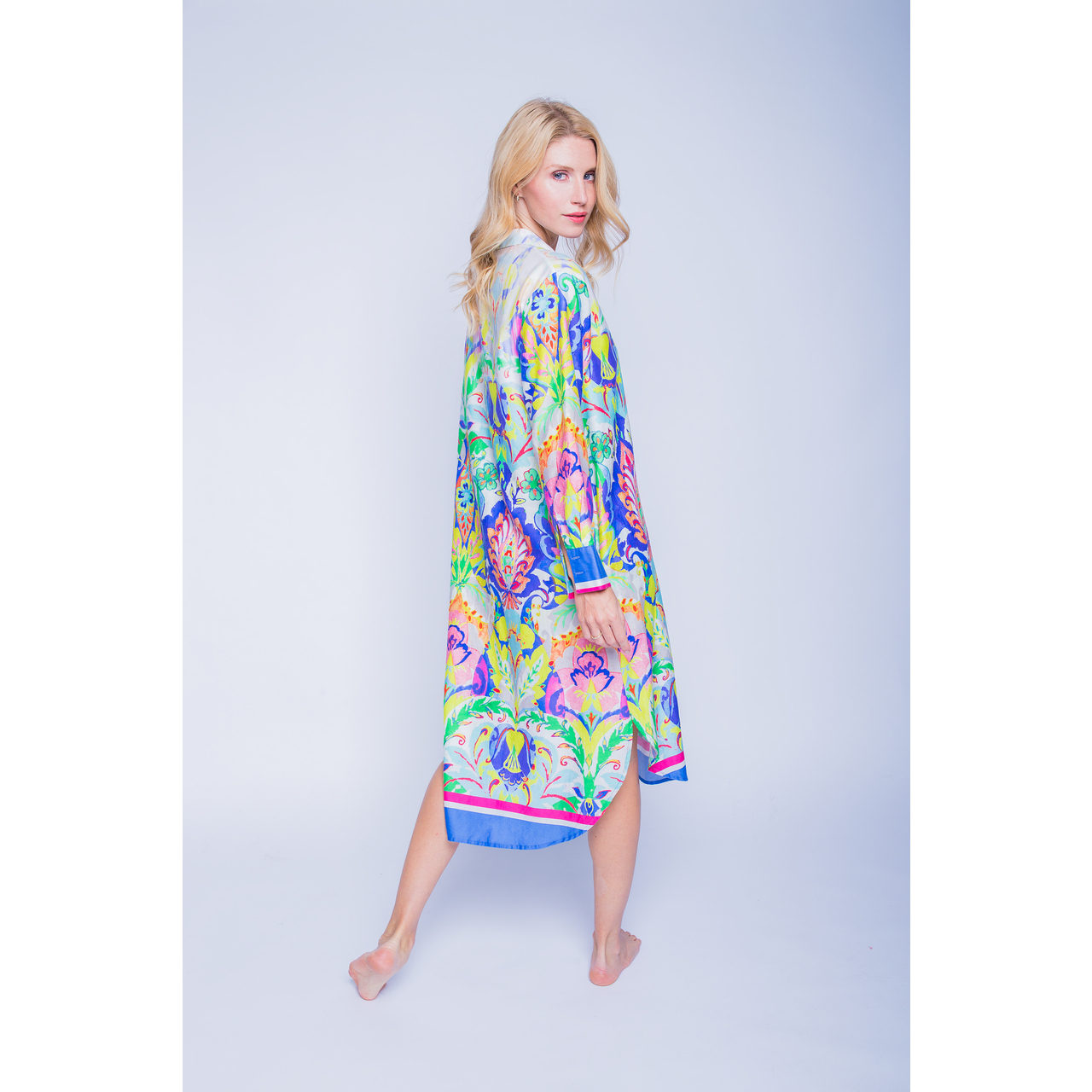 EMILY VAN DEN BERGH - HEMDBLUSENKLEID