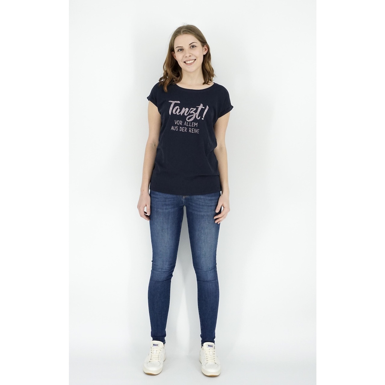 BE FAMOUS - T-SHIRT MIT SPRUCH / TANZT!