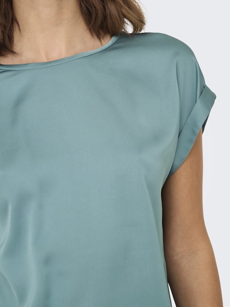 ONLY - T-SHIRT / LIEKE S/S SATIN MIX TOP