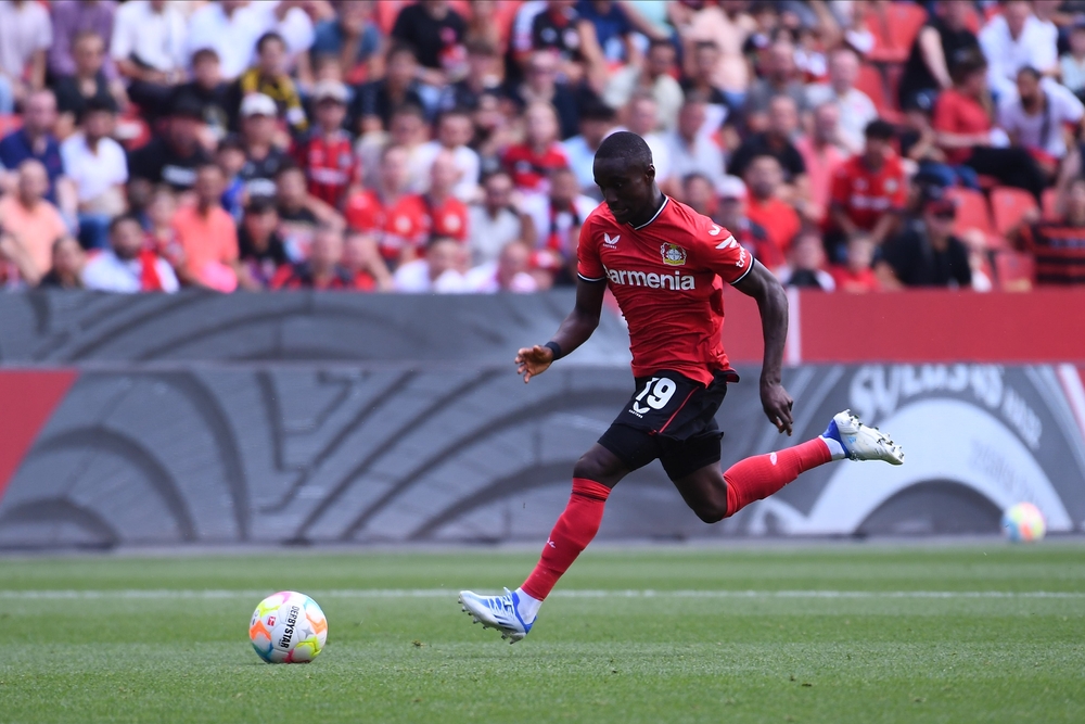 Moussa Diaby, en acción con el Bayer Leverkusen. / Vitalii Vitleo, ID de la foto: 2192428201