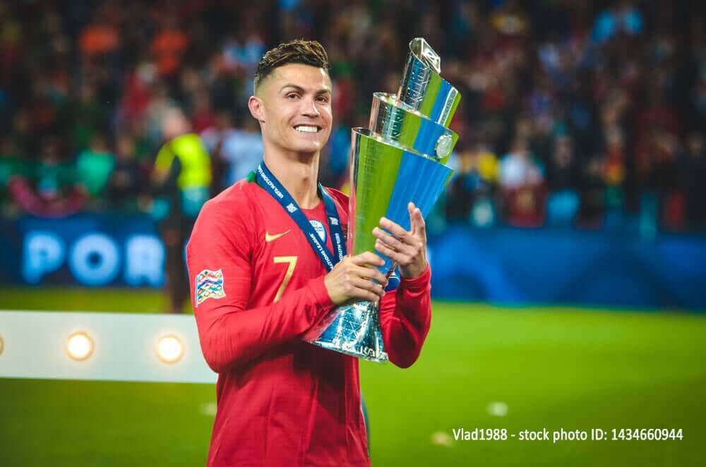 Cristiano-Ronaldo-9 Cristiano Ronaldo 9