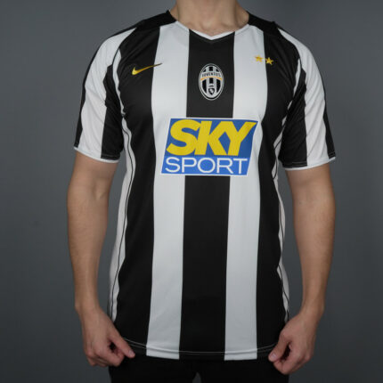 Juventus Home Jersey 2004/2005