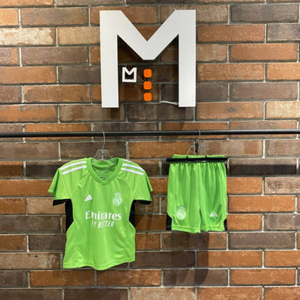 Real madrid Goal keeper Green Kids kit 2023/2024