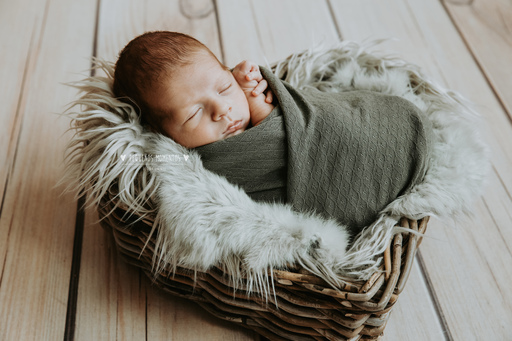 Pequeños Momentos | Neugeboren | Paarfotograf auf alleFotografen