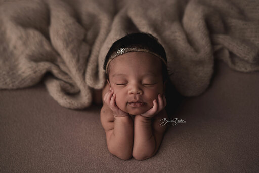 Bianca Becker Fotografie | Newborn | Babyfotograf auf alleFotografen
