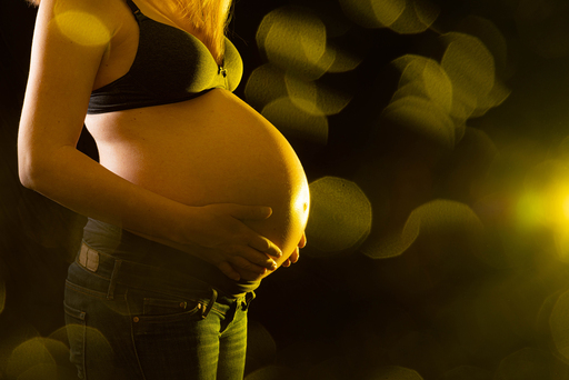 Fotografie Katzenberger | Schwangerschaft und Baby | Passbildfotograf auf alleFotografen